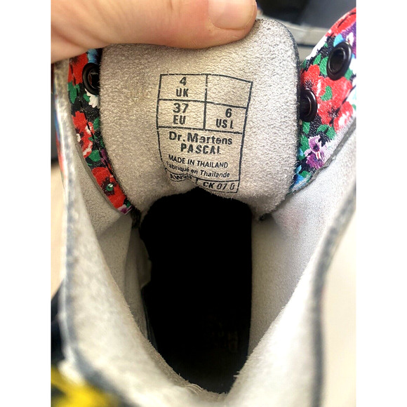 Dr. Martens Pascal Black Wild Poppy US 6 EU 37 UK 4‎ 1460 Boot VTG Floral Docs - Picture 3 of 13